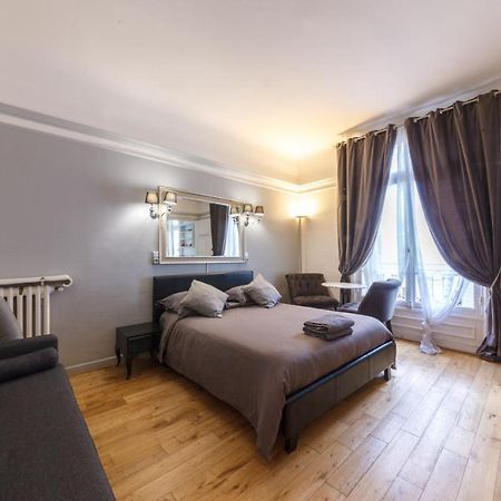 Appartement Private Studio - Avenue des Champs-Elysées à Paris Extérieur photo